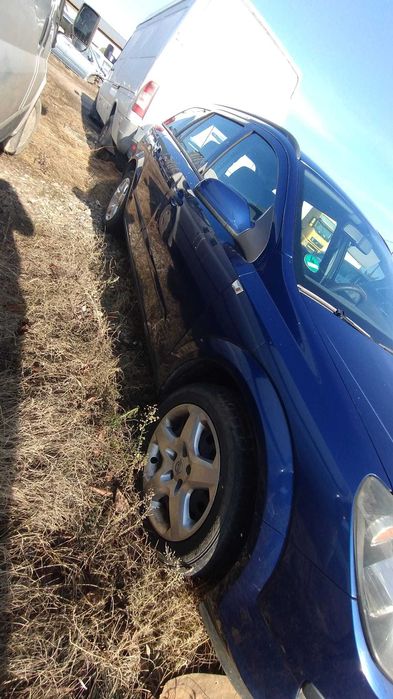 Dezmembrez Opel Astra H 1.9 CDTI 2006