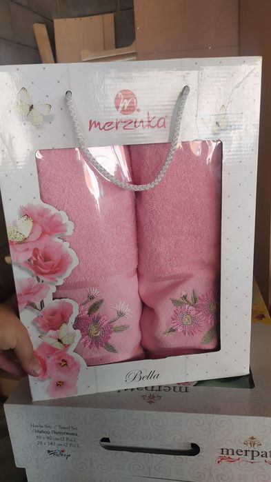 Продам 3 набора полотенца