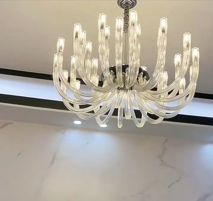 Люстра қонақ бөлмеге