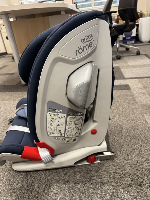 Детско столче  за кола