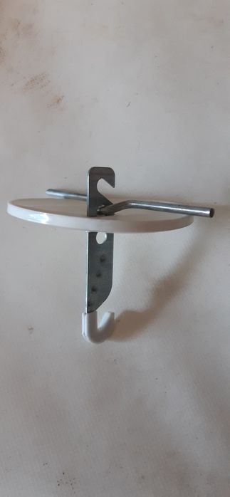 Крючки для монтажа люстр