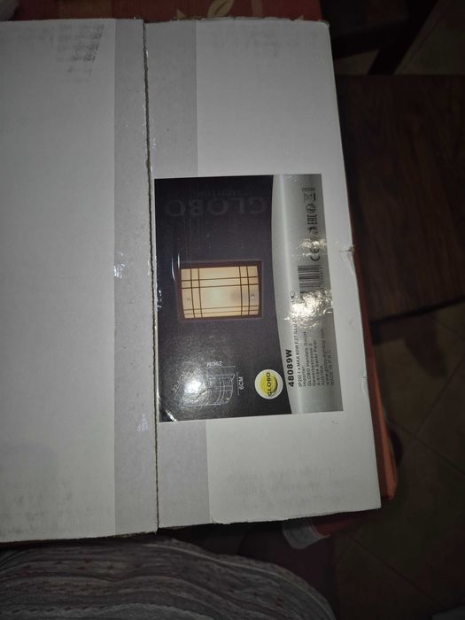 Aplica lemn sticla, nou