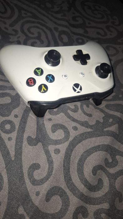 Xbox one s (o maneta)