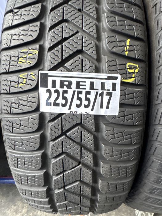 225/55/ 17 Pirelli