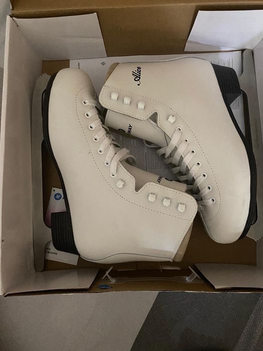 Продам коньки Nordway Alice