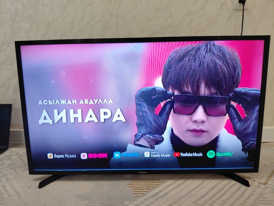 Телевизор самсунг