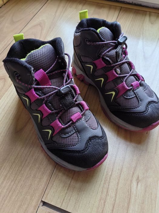 Туристически обувки