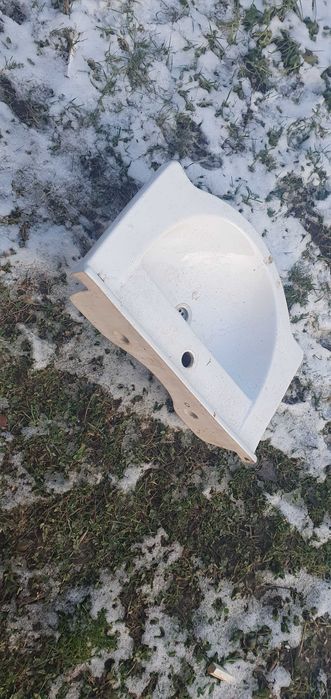 Chiuvete de baie si bucatarie