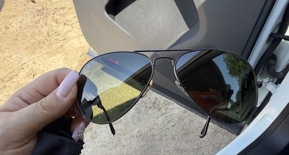Vand ochelari de soare Ray Ban Aviator 3025