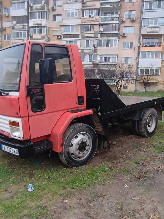 Пътна помощ камион