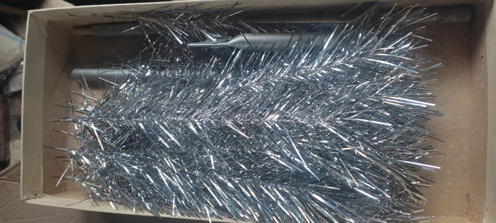 Ёлка советская в хороем состоянии