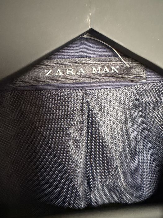 Тъмно синьо мъжко сако Zara