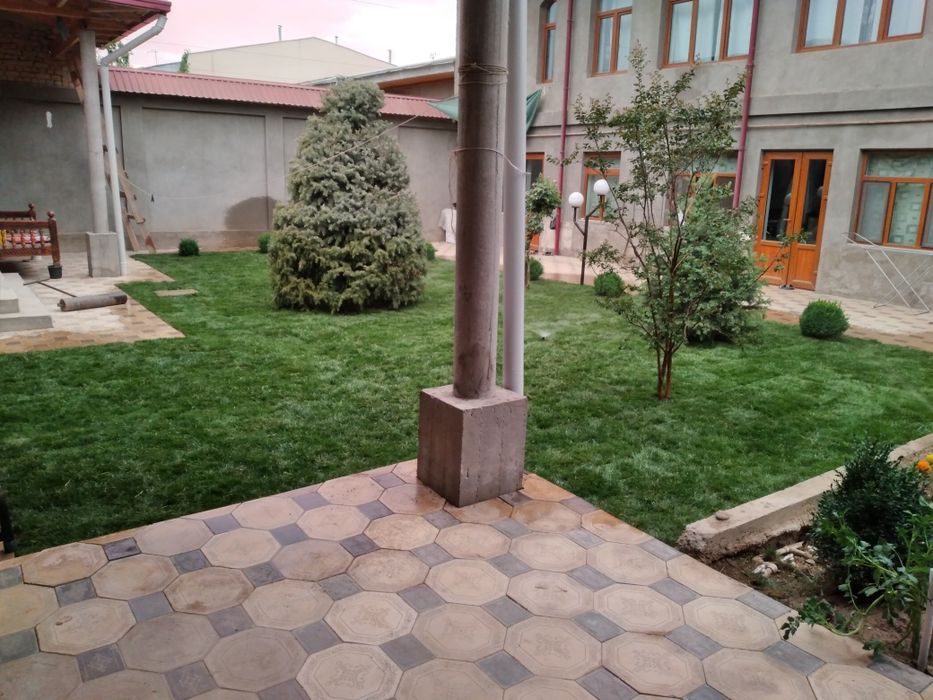 Готовые рулонные газоны оптом.