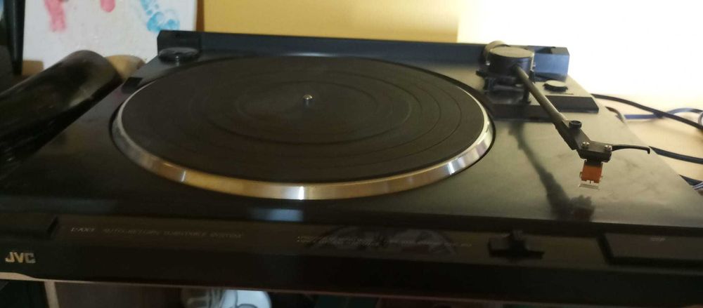 Pick-up japonez JVC LAX3 cu doza Audiotechnica