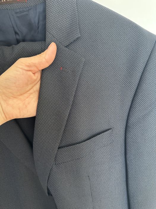 Продам мужской костюм