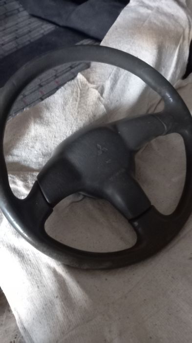 Правое крыло, рейлинги продольные, руль