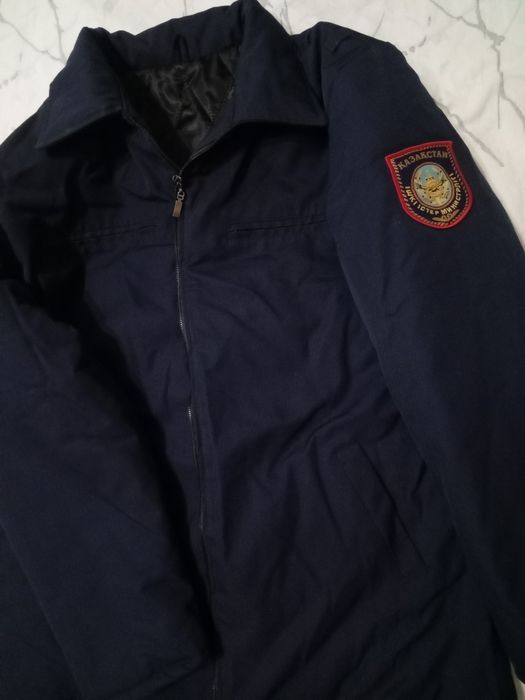 Фурашка,пилотка,галстук,какарда.Бушлат зимний,Куртка,Шинель,Плащь