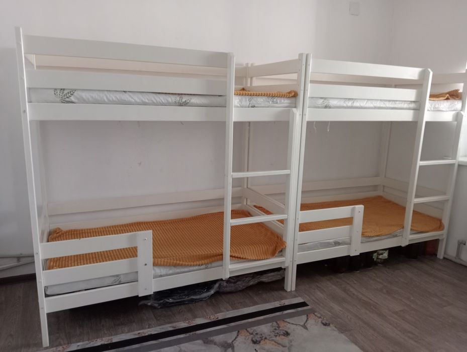 Продам двухъяруные кровати