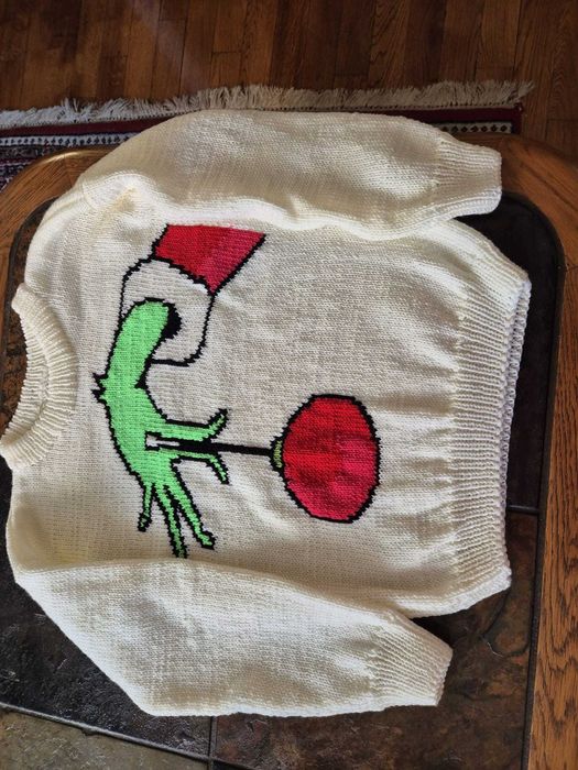 Pullover tricotat manual