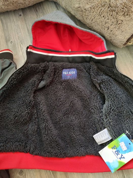 Намалено от 55 лв Кожено Зимно детско яке с качулка