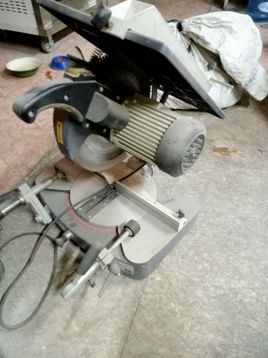 Ручной станок для производства окон ПВХ