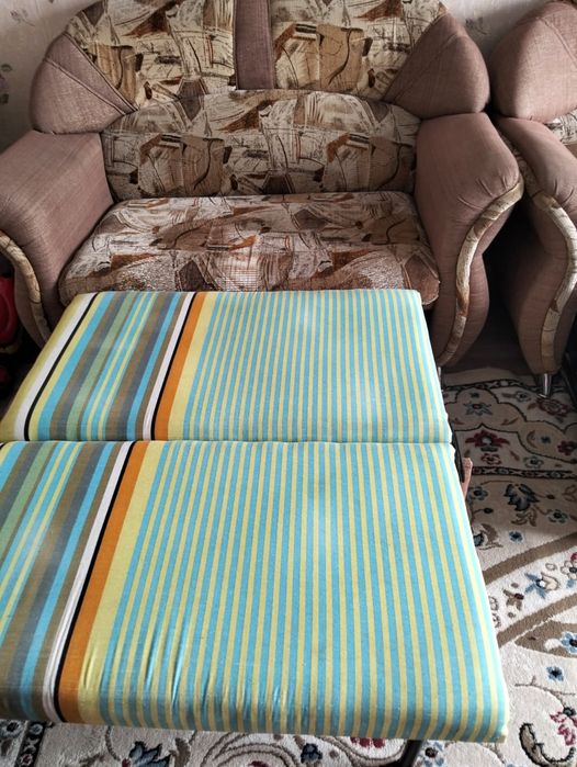 Продам диван тройка