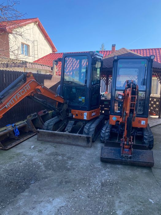 Miniexcavator de inchiriat