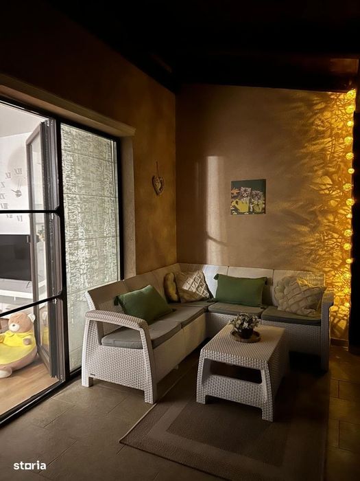 Casa tip duplex | 5 camere | 300 mp teren | Zona Terra, Floresti
