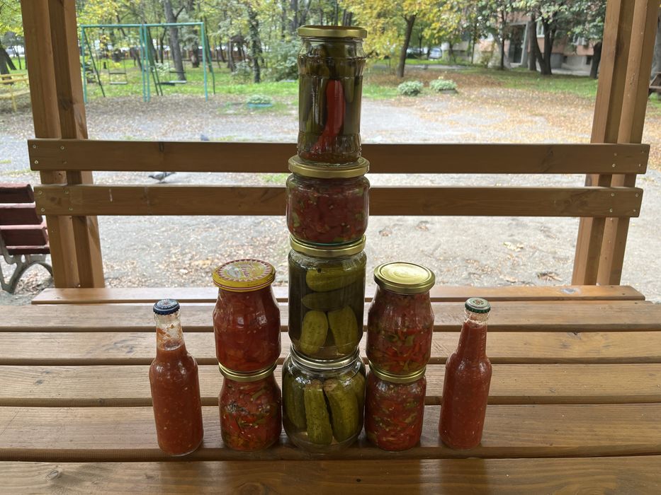 Домашна лютеница,миш маш и кисели краставички