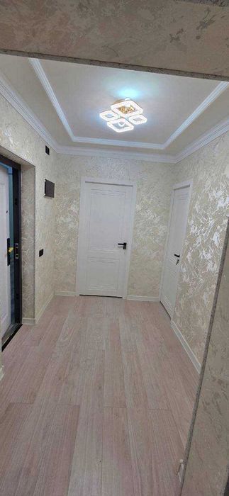 ПРОДАЕТСЯ 2/8/9  63м2 Ор.р: метро Ойбек