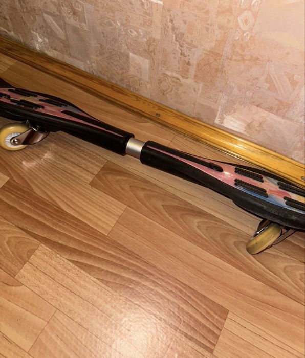 Продаю скейтборд / роллерсерф для детей