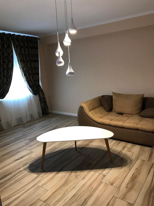apartament de închiriat, frații golești
