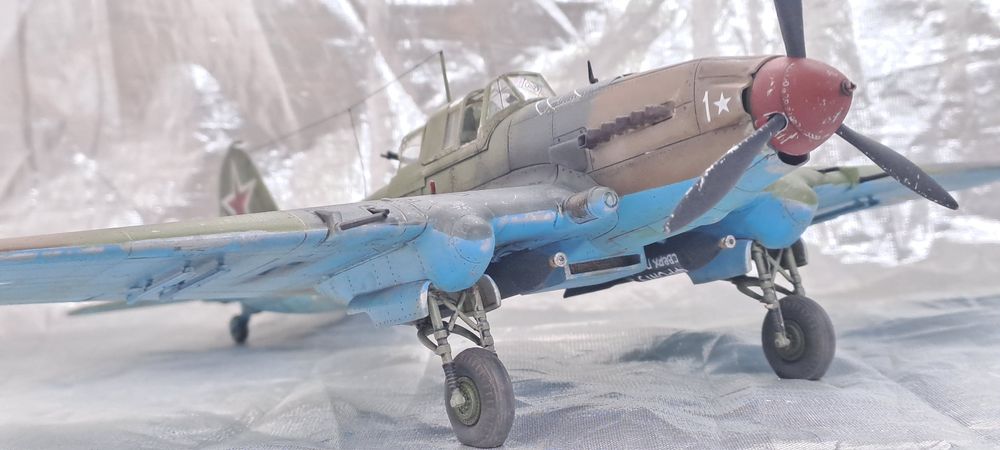 Сборная модель самолета Ил-2