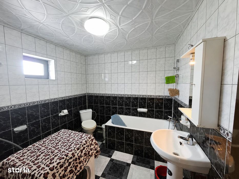 Casă De Vânzare – Golești | Aprox. 10 Km Pitești | 74.900 € Negociabil