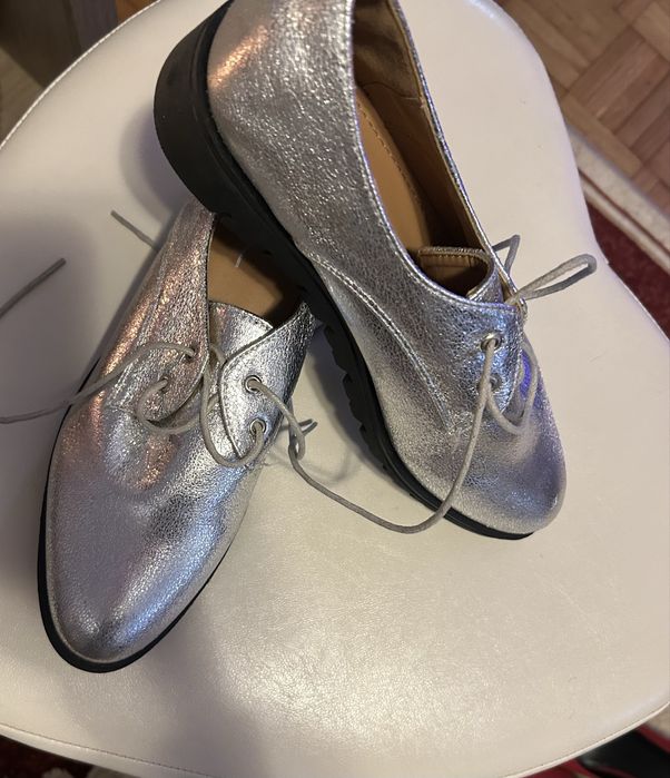 Incaltaminte noua din piele