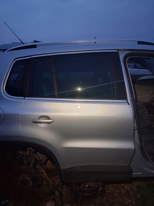 Vand usi tiguan gri dreapta stanga spate