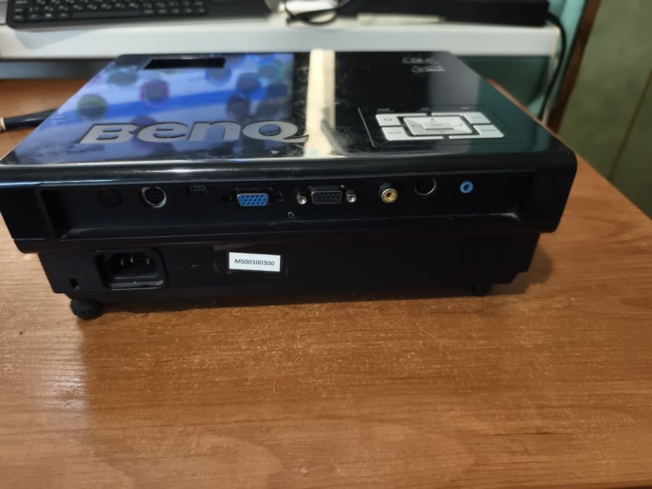 Проэктор BENQ MP610