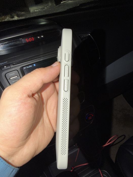 Чехол на iPhone 17