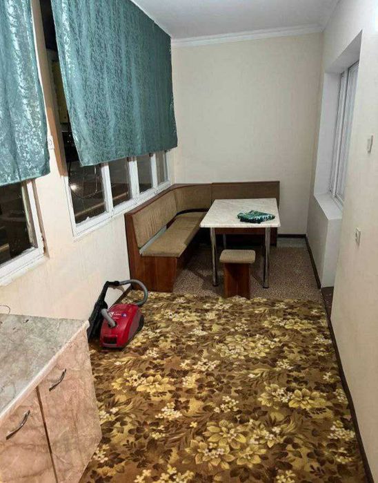 Срочно узок муддатга шерикликка хона берилади оила ёки студентларга