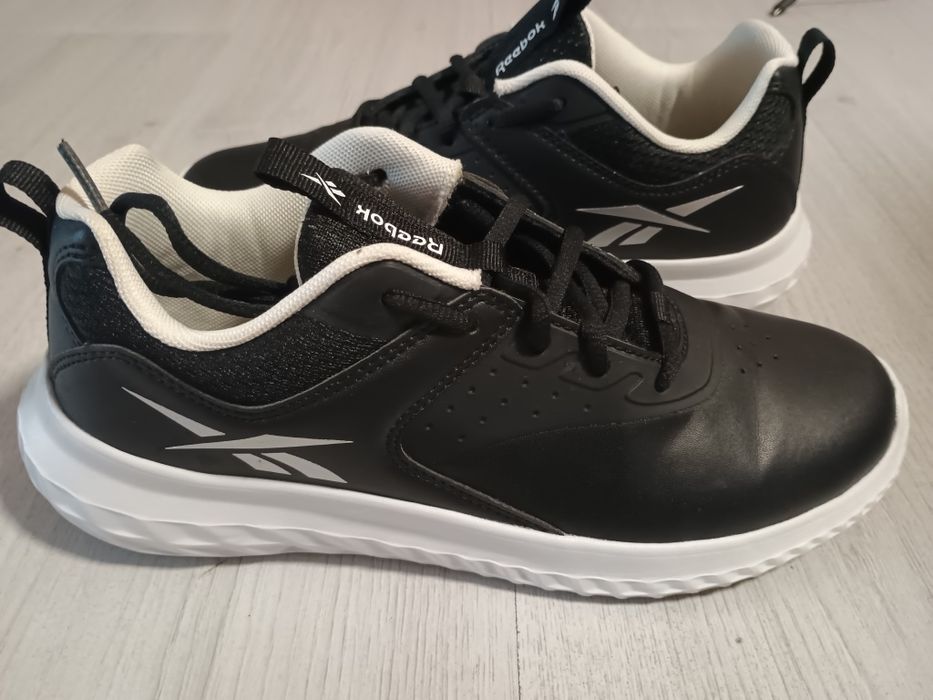 Маратонки Reebok 37,5