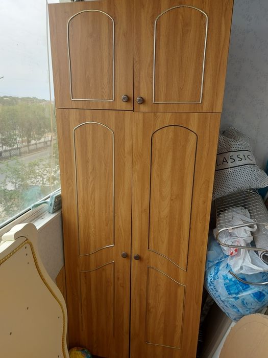 Шкаф, диван, холодильник, телевизор сатылады