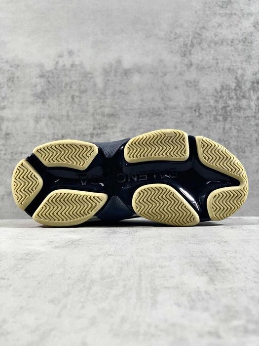 Adidasi Balenciaga Triple S Calitate Premium