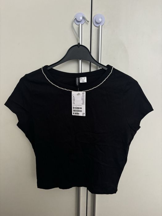 Черна тениска h&m нова