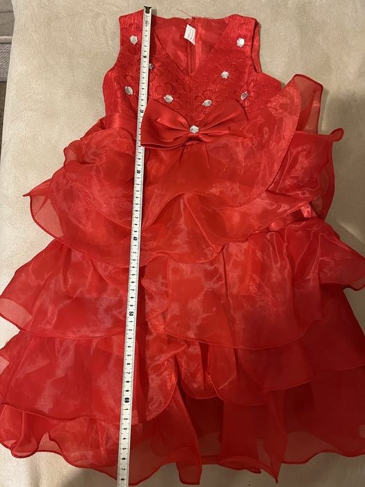 Красиса червена детска рокля 6-7г.