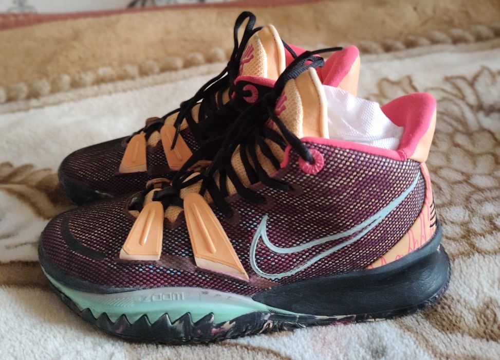 Кроссовки женские размер 39, демисезонные