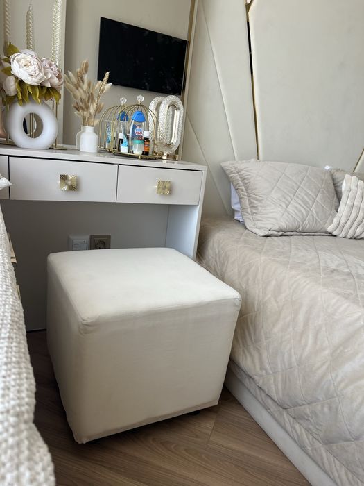 Продам пуфики удобные