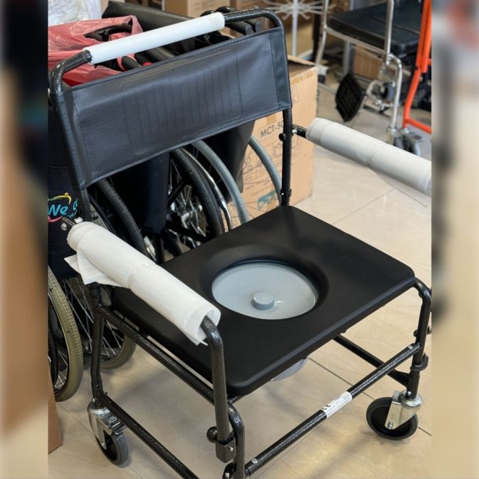 Тоалетен стол за тежки до 200 кг с колела