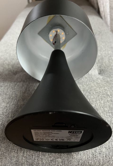 Lampa metalica pe baterii (JYSK)