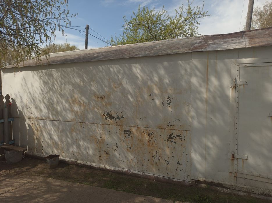 Гараж стальной для машины