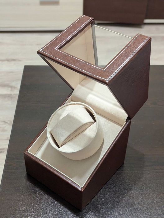 Кутия навиване на часовник